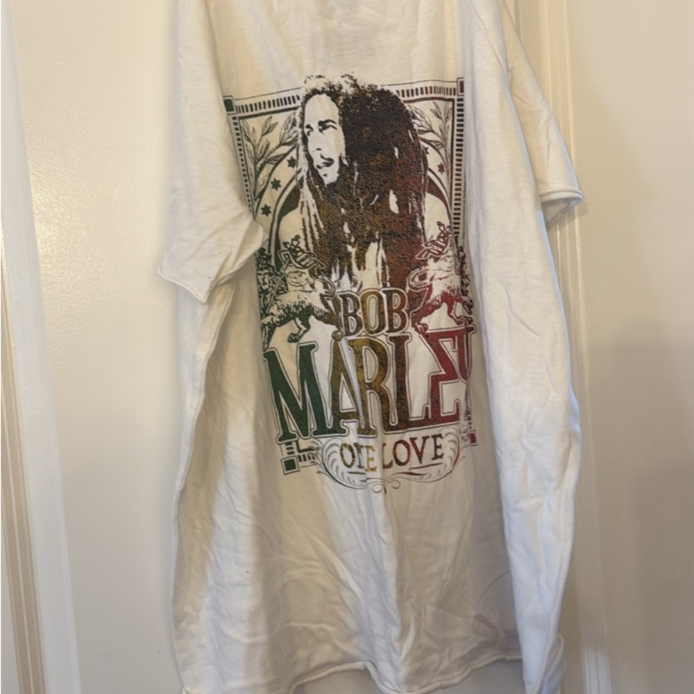 Torrid White Graphic Tee with Bob Marley Design